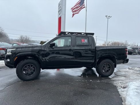 Certified 2023 Nissan Frontier SV w/ Midnight Edition Package image 5