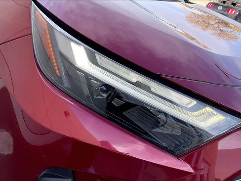 Used 2024 Toyota RAV4 Limited image 27