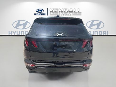 Used 2023 Hyundai Tucson SE AWD/4WD image 5