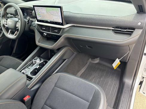 New 2026 Ford Explorer Tremor w/ Tremor Ultimate Package AWD/4WD image 17