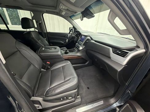 Used 2020 GMC Yukon XL SLT w/ Open Road Package AWD/4WD image 13