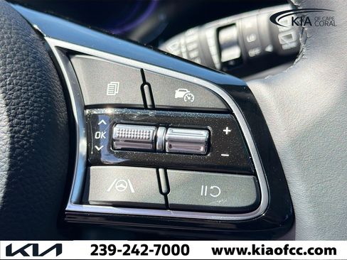 New 2026 Kia Seltos S image 32