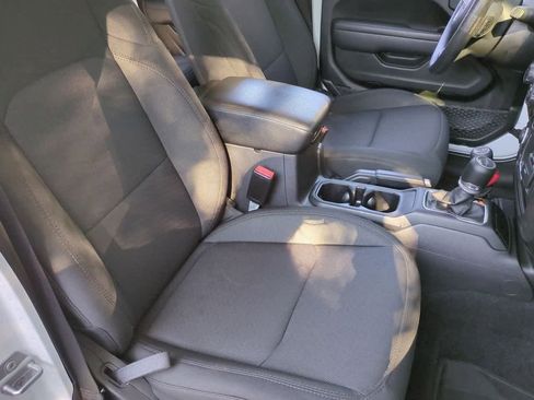 Used 2022 Jeep Gladiator Sport image 22