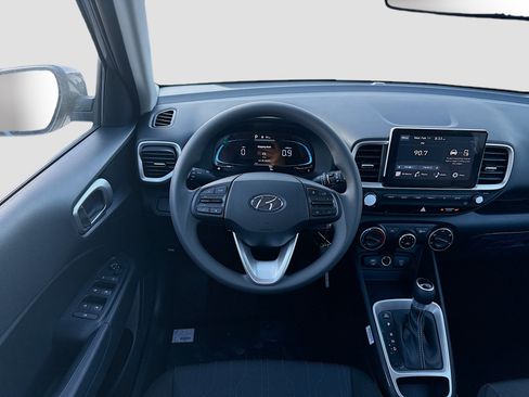 New 2026 Hyundai Venue SE image 15