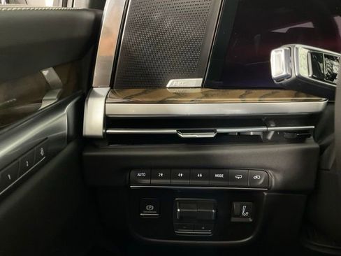 New 2026 Cadillac Escalade Platinum Sport w/ LPO, ONYX Package image 23