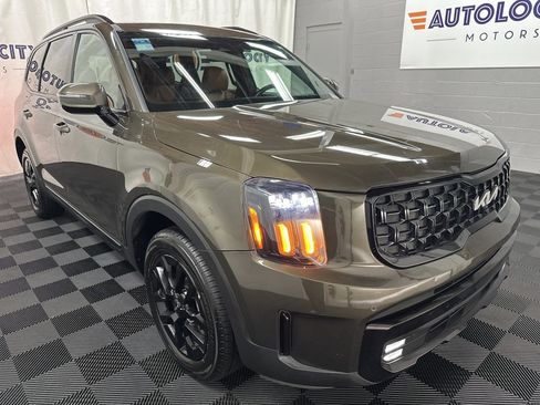 Used 2024 Kia Telluride SX Prestige X-Pro image 3