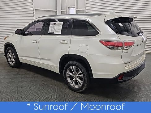 Used 2015 Toyota Highlander XLE image 6