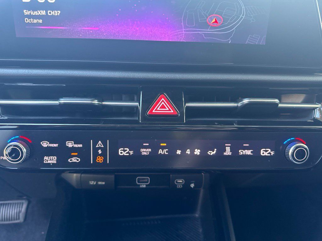 Used 2025 Kia Niro Wind w/ Wind Preserve Package FWD image 16