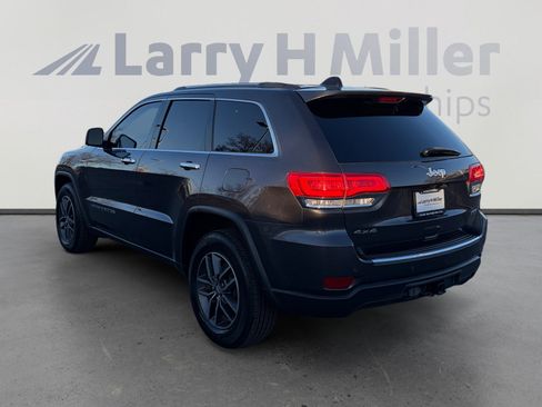 Used 2018 Jeep Grand Cherokee Limited w/ Trailer Tow Group IV image 3