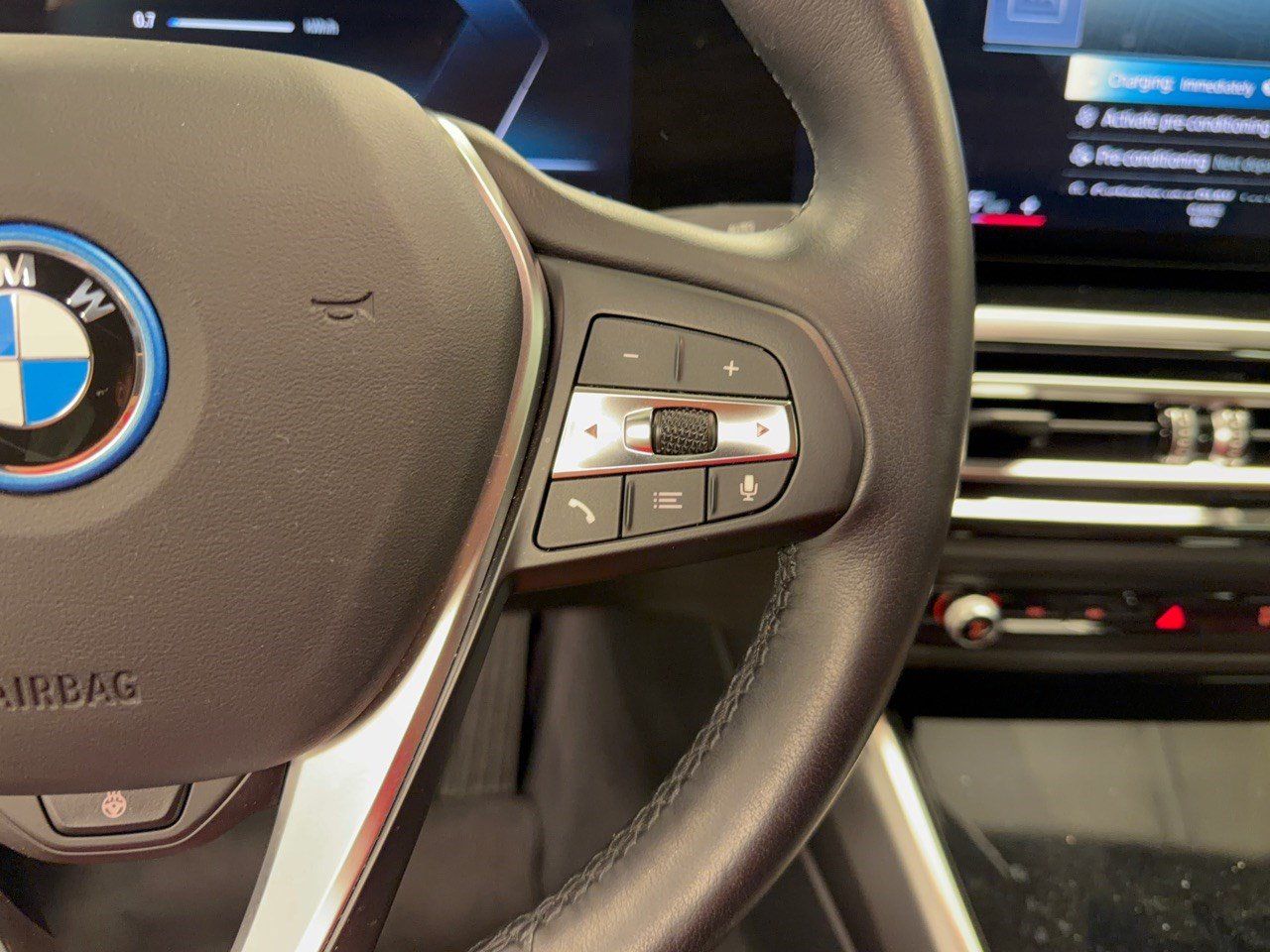 Certified 2023 BMW i4 eDrive35 w/ Premium Package RWD image 19