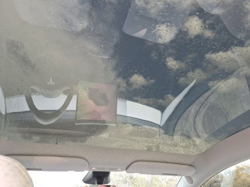 Used 2024 Tesla Model Y Long Range image 13