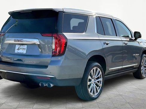 Used 2021 GMC Yukon Denali w/ Denali Premium Package image 5