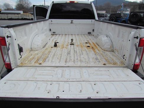 Used 2018 Ford F450 XL w/ XL Value Package image 27