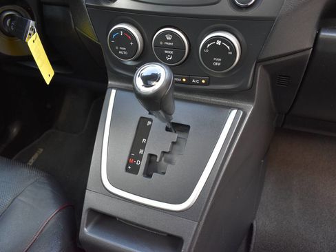 Used 2013 MAZDA MAZDA5 Grand Touring FWD image 26