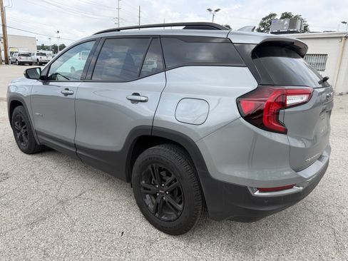 Used 2024 GMC Terrain AT4 AWD/4WD image 5