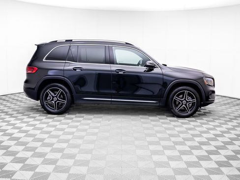Used 2026 Mercedes-Benz GLB 250 image 6