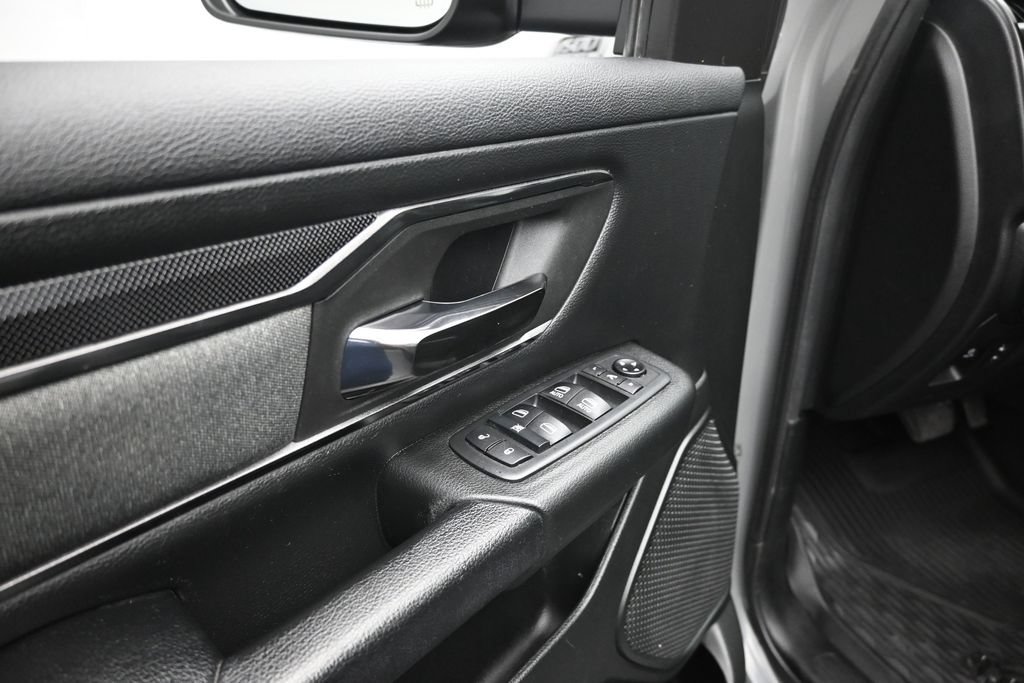 Used 2020 RAM 1500 Big Horn w/ Built-to-serve Edition AWD/4WD image 11