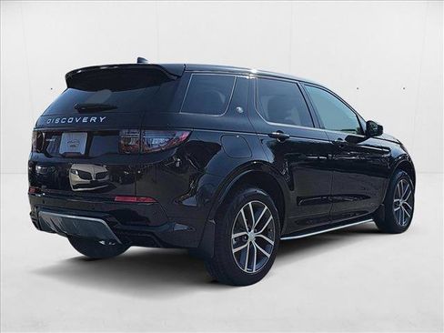 Used 2025 Land Rover Discovery Sport S image 5