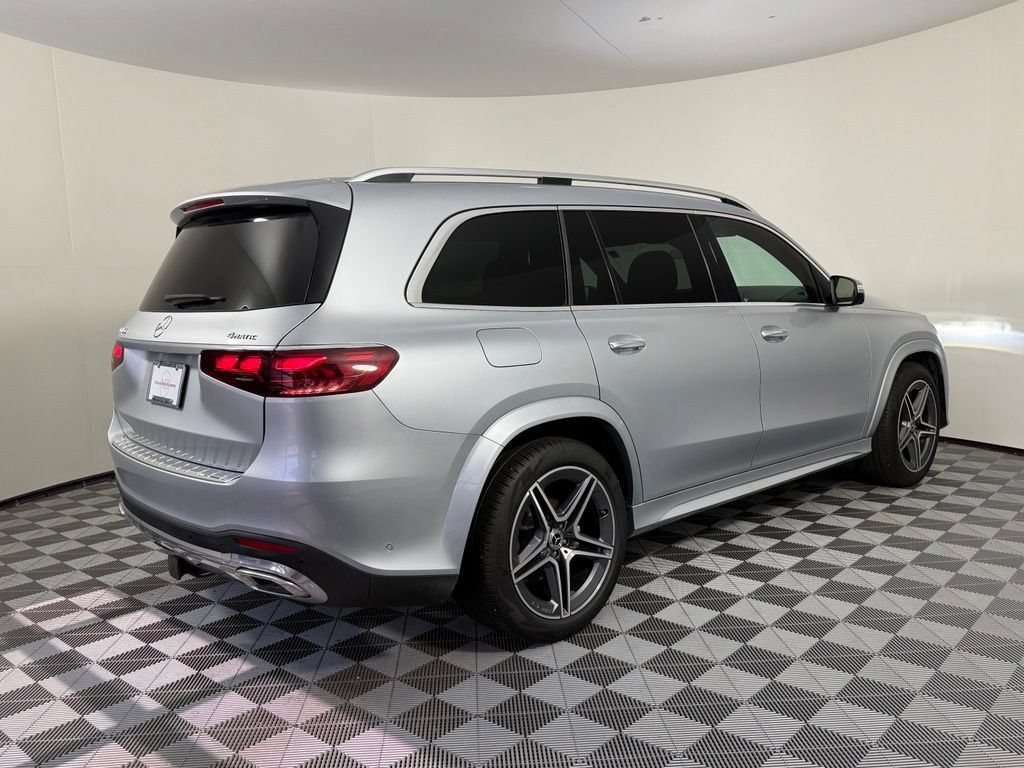Certified 2025 Mercedes-Benz GLS 450 4MATIC w/ AMG Line Exterior image 7