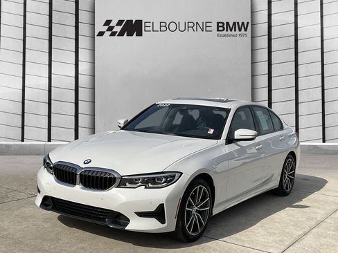 Certified 2022 BMW 330i Sedan w/ Premium Package 2 image 3