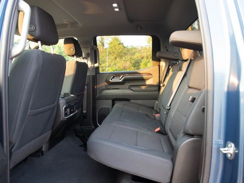 Used 2024 GMC Sierra 1500 Elevation w/ X31 Off-Road Package AWD/4WD image 15