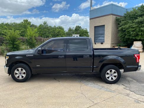 Used 2015 Ford F150 XLT image 4