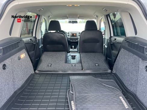 Used 2017 Volkswagen Tiguan Limited w/ Premium Package image 35