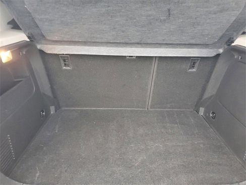 Certified 2022 Buick Encore Preferred w/ Safety Package image 8