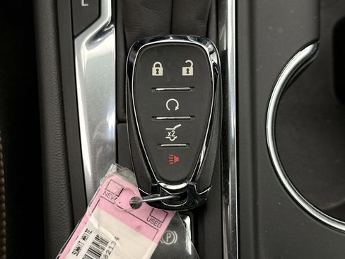 Used 2022 Chevrolet Equinox LT image 24