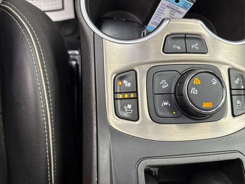 Used 2019 GMC Terrain Denali w/ Advanced Safety Package image 32