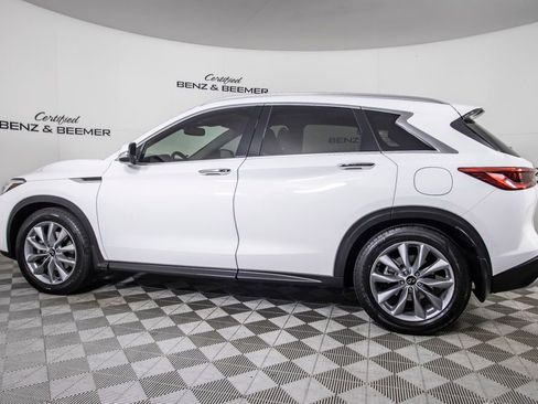 Used 2020 INFINITI QX50 Luxe w/ Navigation Package FWD image 13