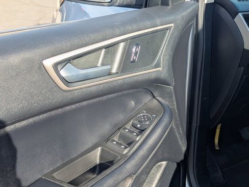 Used 2022 Ford Edge SEL image 26