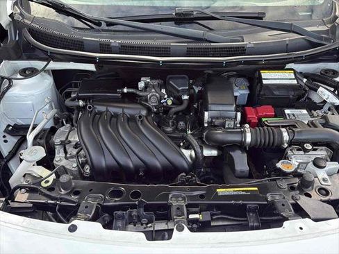 Used 2016 Nissan Versa SV image 23