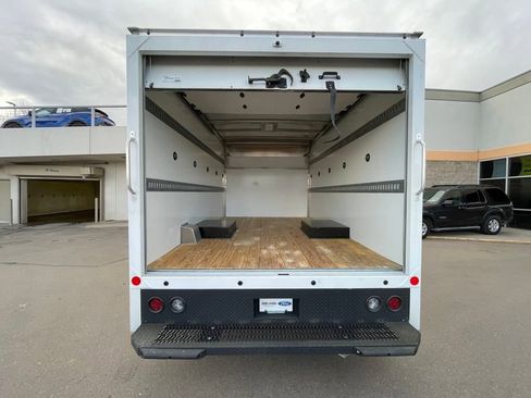 New 2024 Ford E-450 and Econoline 450 Super Duty w/ Driver's Safety Package image 25