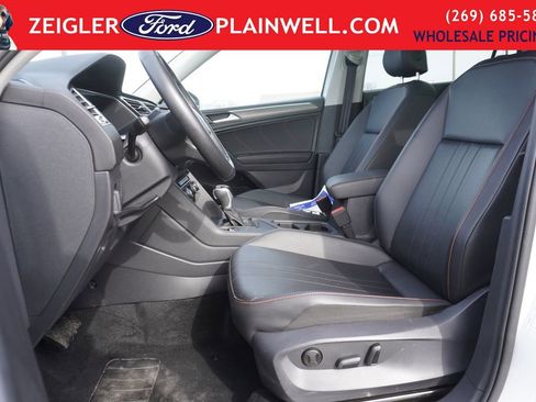 Used 2024 Volkswagen Tiguan Wolfsburg Edition image 20