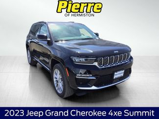 New 2023 Jeep Grand Cherokee Summit w/ Advanced Protech Group IV 360° Tour