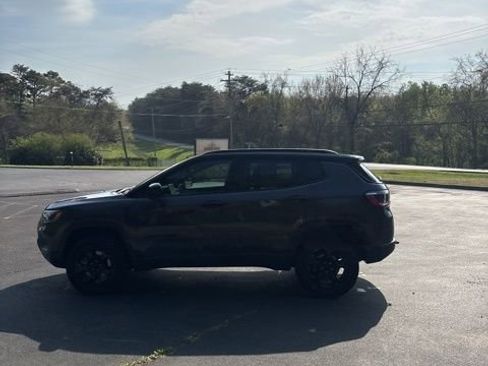 Used 2024 Jeep Compass Trailhawk w/ Sun and Sound Group image 11