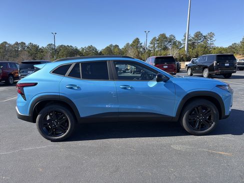 New 2026 Chevrolet Trax ACTIV w/ Sunroof Package image 4