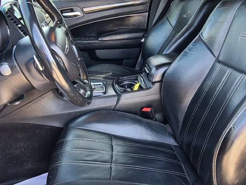 Used 2016 Chrysler 300 S AWD/4WD image 7