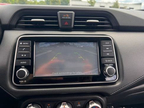 Used 2020 Nissan Versa S FWD image 23
