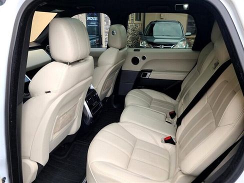Used 2017 Land Rover Range Rover Sport image 24