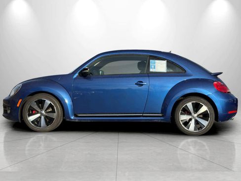 Used 2012 Volkswagen Beetle 2.0T image 5