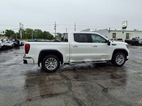 Used 2024 GMC Sierra 1500 Denali w/ Technology Package AWD/4WD image 19