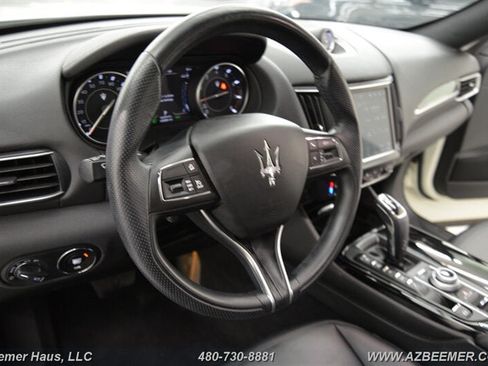Used 2022 Maserati Levante Modena AWD/4WD image 30