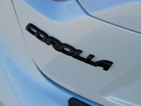Certified 2024 Toyota Corolla LE image 8