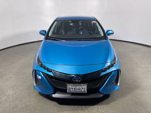 Used 2018 Toyota Prius Prime Premium image 8