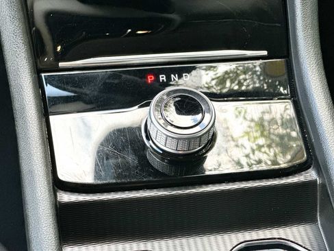 Used 2024 Jeep Grand Cherokee Laredo AWD/4WD image 21