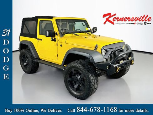 Used 2016 Jeep Wrangler Sport w/ Connectivity Group AWD/4WD image 1