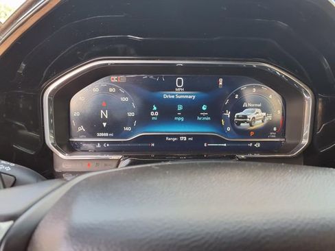 Used 2025 Chevrolet Silverado 1500 LT Trail Boss w/ Protection Package image 16