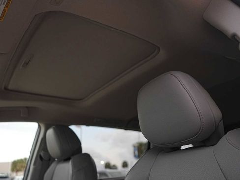 Used 2023 Toyota Sienna XLE image 25